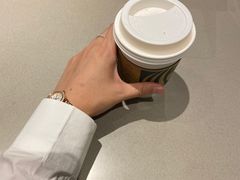 -星巴克臻选(上海中环广场2F店)