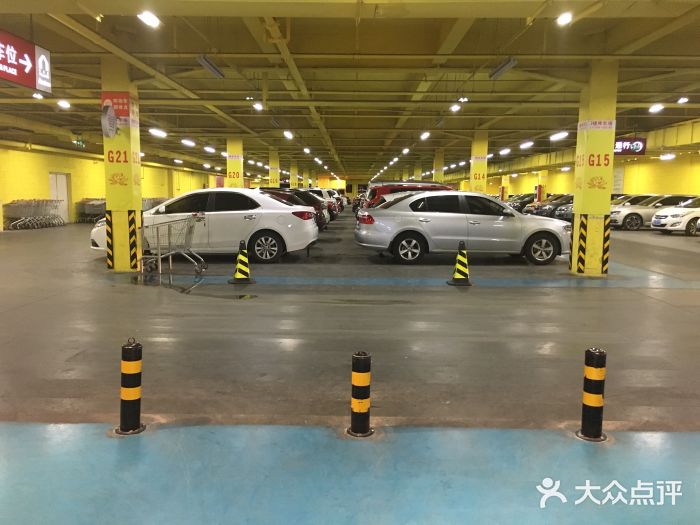 欧尚超市苏州店停车场(金鸡湖路店)图片