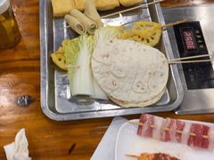 -哈尔滨小酒馆·鲜肉现穿自助烧烤(康新花园店)