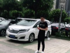 -Club Queen皇后酒吧