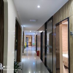 -比华利美容医院