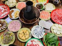 -东镇老火锅(长春路首店)