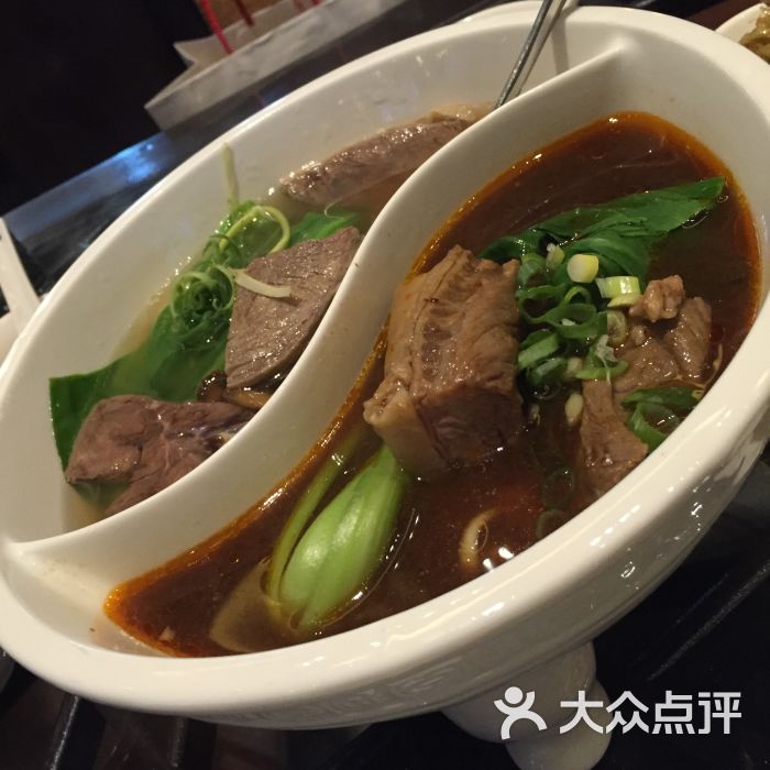 宝鼎鸳鸯牛肉面
