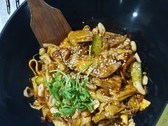 -拿渡麻辣香锅(银泰创意城店)