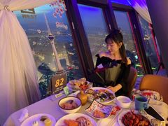 -中央电视塔旋转餐厅