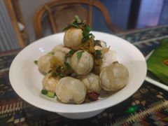 弥渡炸汤圆-蜗牛小馆醉乡民谣云南菜(惠新西里店)