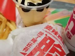 -麦当劳(民盈·国贸城店)