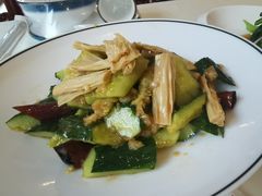 -鑫巴蜀小镇 · 水煮鱼专研店(玉桥店)