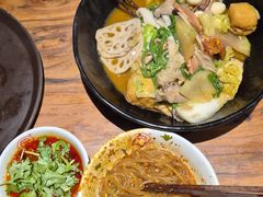 -万记麻辣烫国展总店