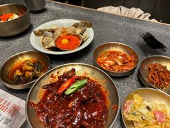 -草家酱蟹炭火烤肉店(珲春南路二店)