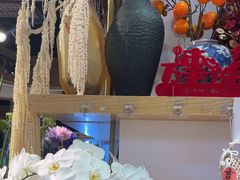 -谷莠子花艺气球派对·绿植造景·花艺沙龙(东海缤纷天地店)