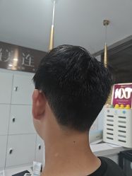 -镁连社·美联社