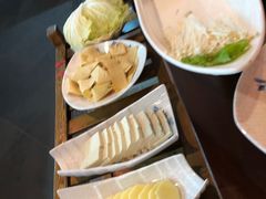 -亿诣蝎府炸酱面羊蝎子火锅(酷车小镇店)