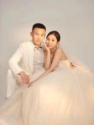 -金色芭莎婚纱摄影(昆山店)