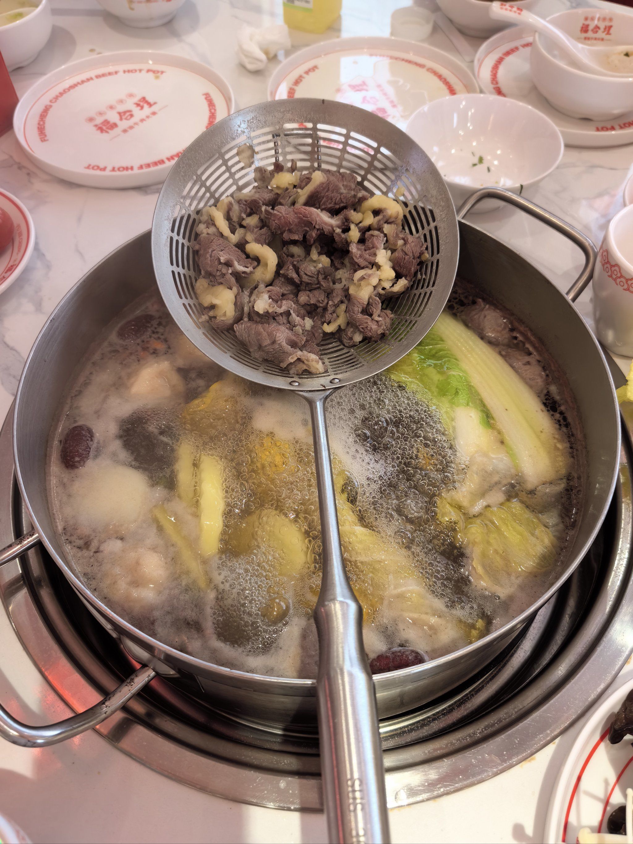 推荐的全牛宴,造型很独特