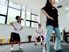 -猴有戏教育戏剧·音乐剧·主持口才·演讲朗诵辩论(环球港华师大校区)