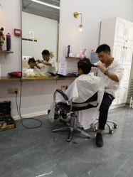 -茶发Salon·烫发染发理发