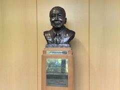 -香港大学