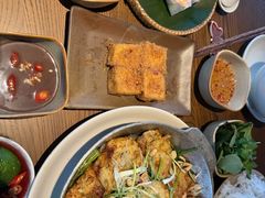 -Cau Go Vietnamese Cuisine