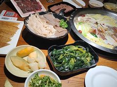 -佬土鹅肠火锅(解放路店)