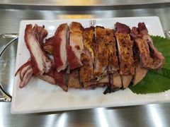 -白鹿苑蒙餐(鄂温克宾馆店)