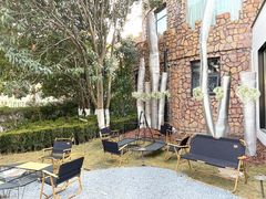 -J Create城市露营咖啡·简餐·宠物(上海动物园店)