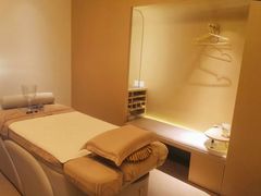 -左右Massage/Spa(长寿路店)