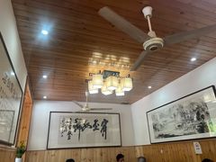 -芦茨金富饭庄·25年老字号·专做稻草鸡