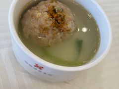 蟹粉狮子头-怡园饭店-餐厅(四望亭店)