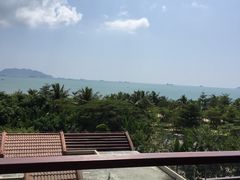 -三亚湾海居铂尔曼度假酒店