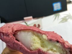 火龙果之子-木子木水日式烫面包(世界城光谷店)