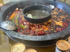 -黄潇洒老火锅(九眼桥宏济巷店)