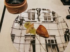 法国鸭肝青苹果竹炭馒头-厨魔