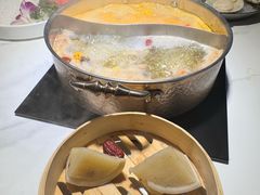 -椰子湾·海南火锅·糟粕醋·椰子鸡(正大广场店)