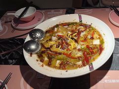 -桂二老坛酸菜鱼(三街两巷店)