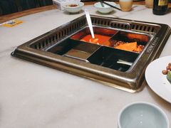 -巴渝瓦肆重庆鲜火锅(宝龙环湖店)