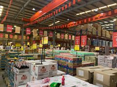 零售区-洛哈思全球商品折扣仓(昆山路店)