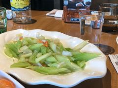 莲子炒芹菜-极致三川·厨房(N37天琴座店)