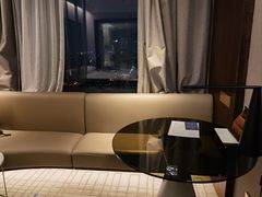 -上海龙之梦万丽酒店