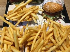 -The Habit Burger Grill 哈比特汉堡(复兴soho店)