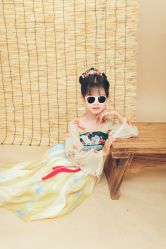 -童恩贝贝专业儿童摄影(浐灞新城4期店)