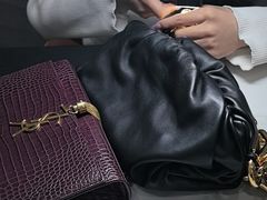 -聚云奢二手奢侈品黄金手表包包回收·中古店(三里屯总店)