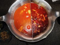 台式麻辣锅拼番茄牛膝骨-湊湊火锅·茶憩(东城万达店)