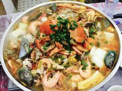 招牌海鲜骨煲-凤城康记饭店