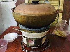 炭炉果鸡煲-威邵鸡煲(西华路总店)