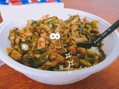 酱椒仔鸡+外婆菜炒肉-霸碗盖码饭(长沙河西通程店)