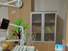 -上海仁爱医院口腔科 · 种植