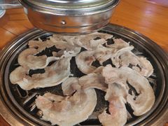 薄切五花-唯成•韩国炭火烤肉 유성고기