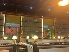 -牛村来人潮汕牛肉火锅(西单店)