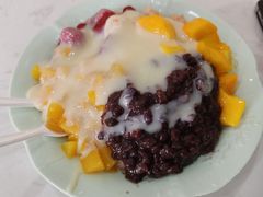 招牌什锦-美肴冰品·汉堡·牛腩饭(总店)